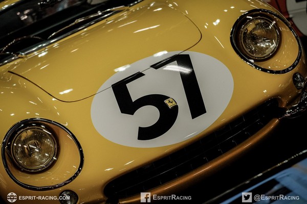 salon retromobile