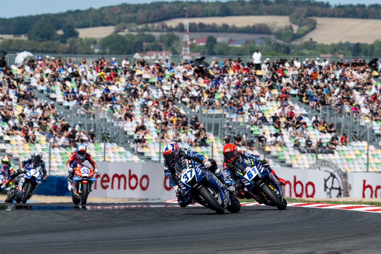 Le Mondial Superbike débarque à Magny-Cours
